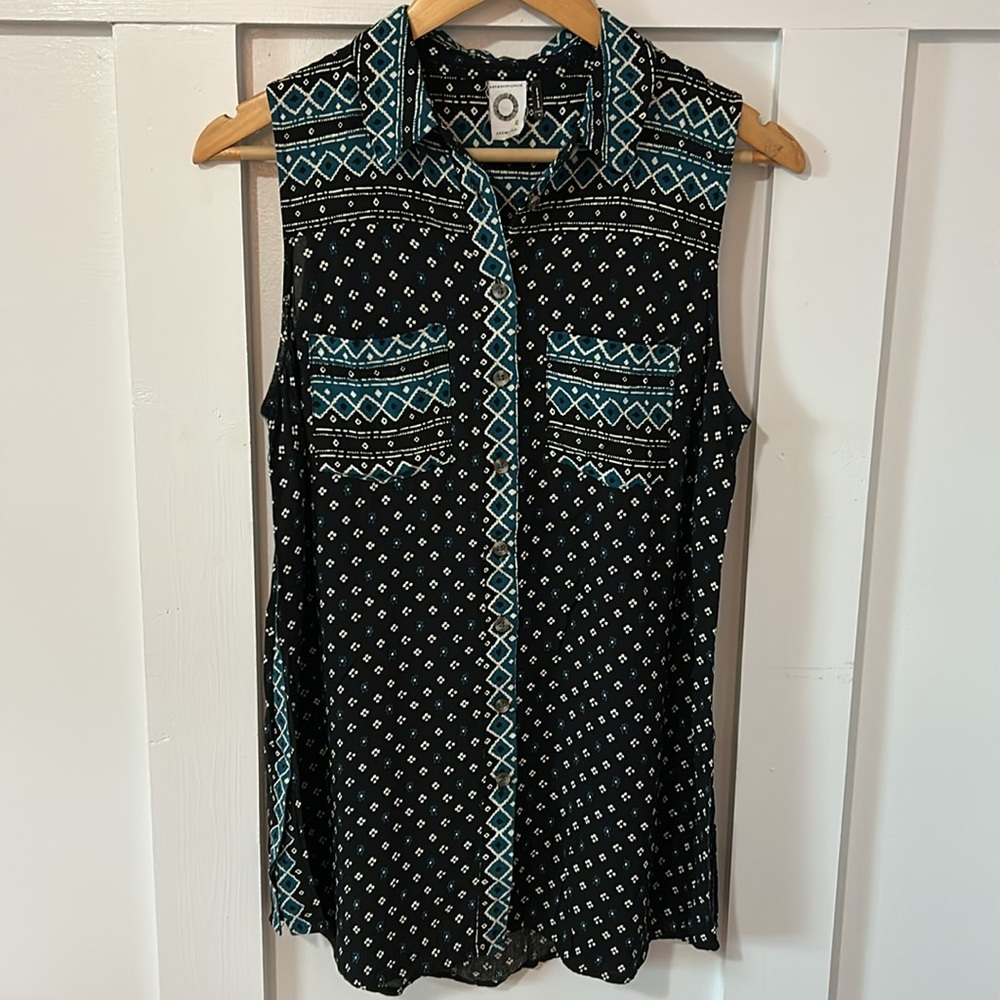 Akemi + Kin Anthropologie Ira Tribal Print Tunic Top Women's Small Black Blue - Picture 2 of 8